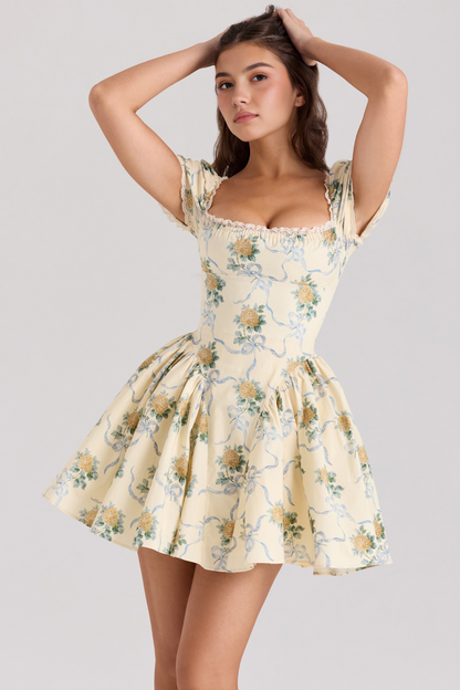 Vestido Curto de Pérolas